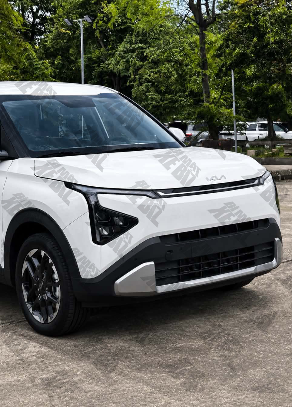 Kia Carens 2026 được nh&aacute; h&agrave;ng ch&iacute;nh h&atilde;ng tại Việt Nam: Thiết kế mới, dễ xuất hiện ngay tuần n&agrave;y- Ảnh 3.