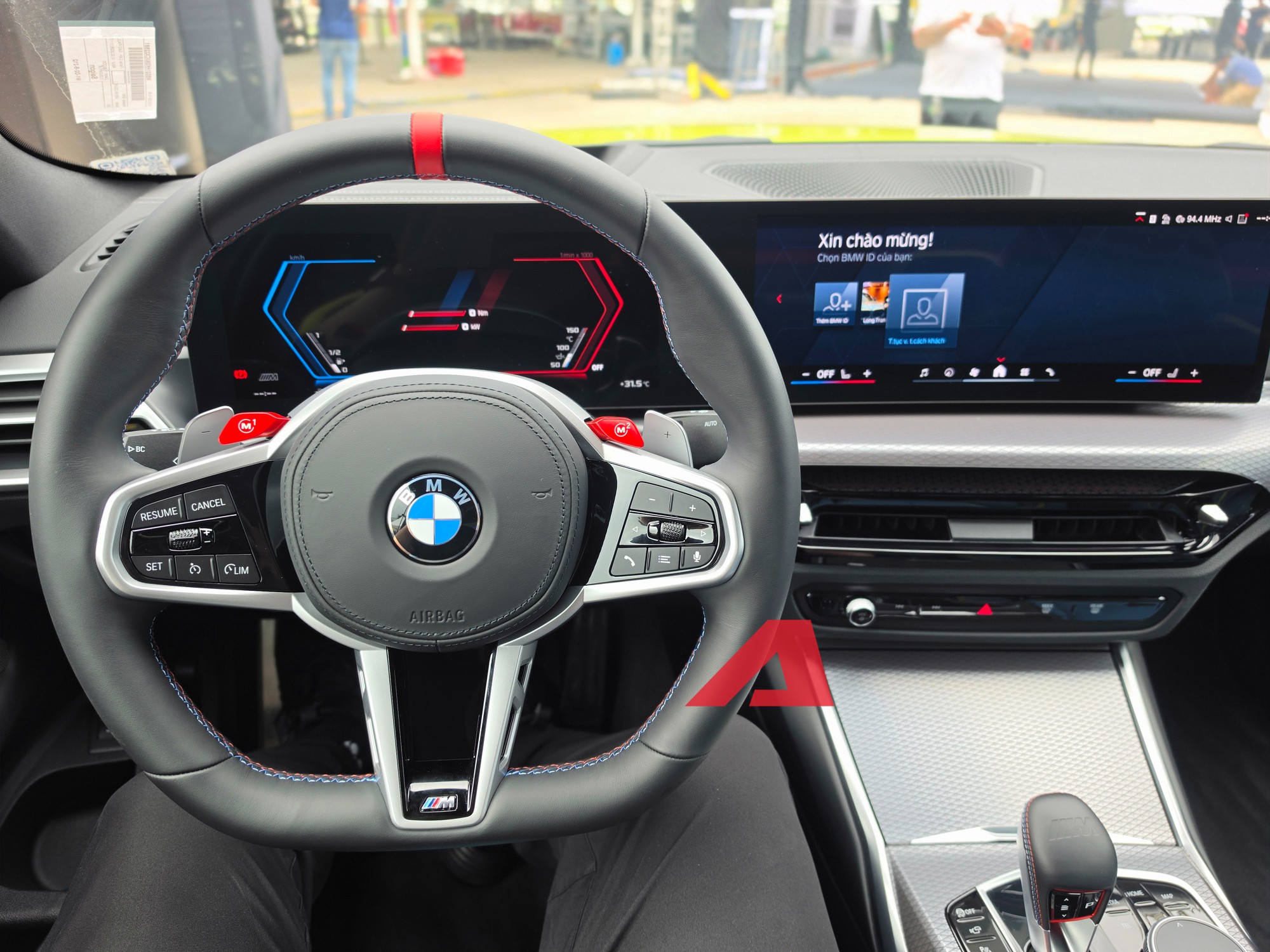 Ngắm BMW M4 giá từ 5,599 tỷ tại Việt Nam: Nóc carbon siêu nhẹ, có chế độ riêng cho chạy track, tăng tốc 0-100 km/h trong 3,5 giây - Ảnh 9.