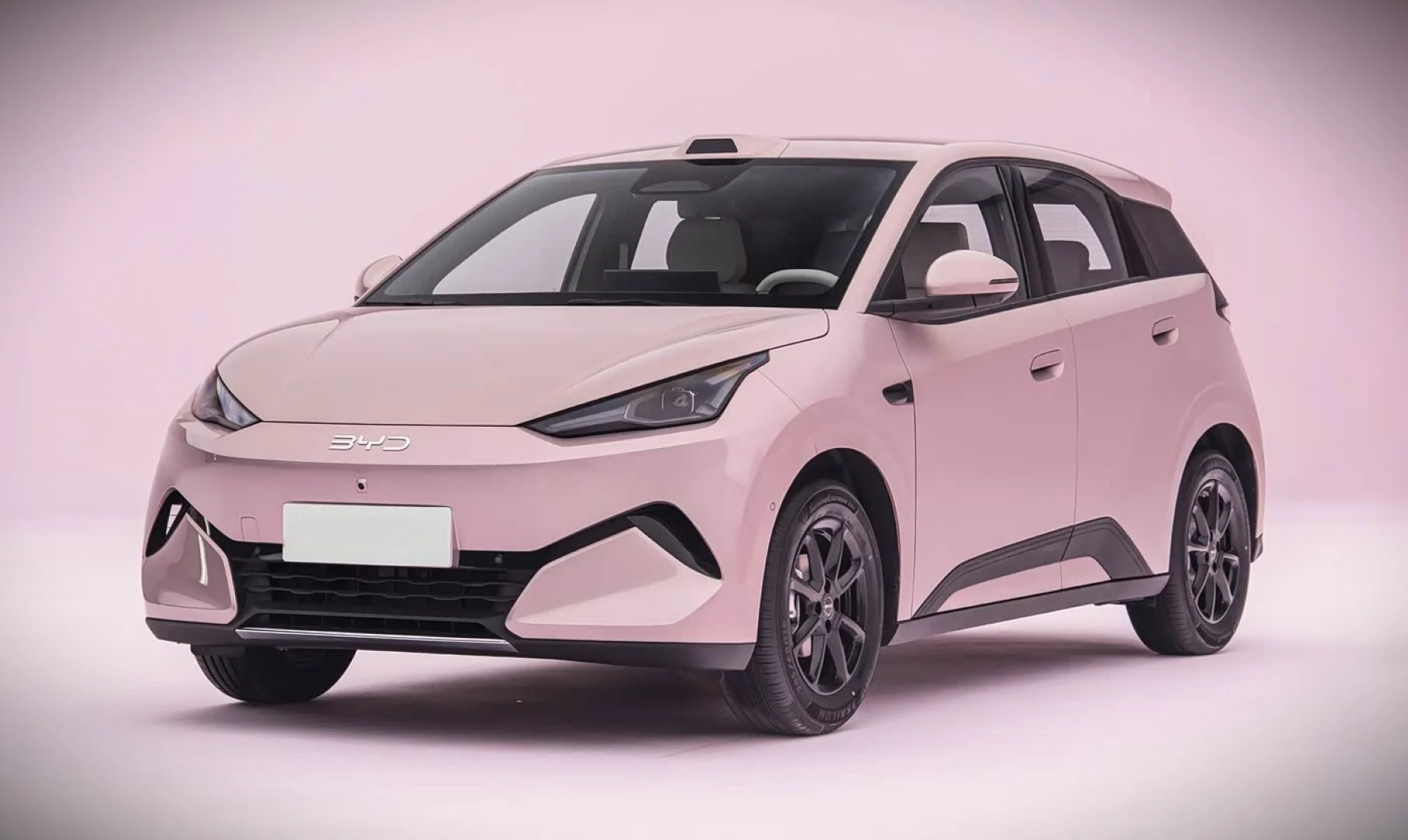 'Tiểu' BYD Dolphin thế hệ mới chơi lớn: Chuyển sang cầu sau, treo độc lập đa li&ecirc;n kết, th&ecirc;m cốp trước tiện dụng - Ảnh 1.