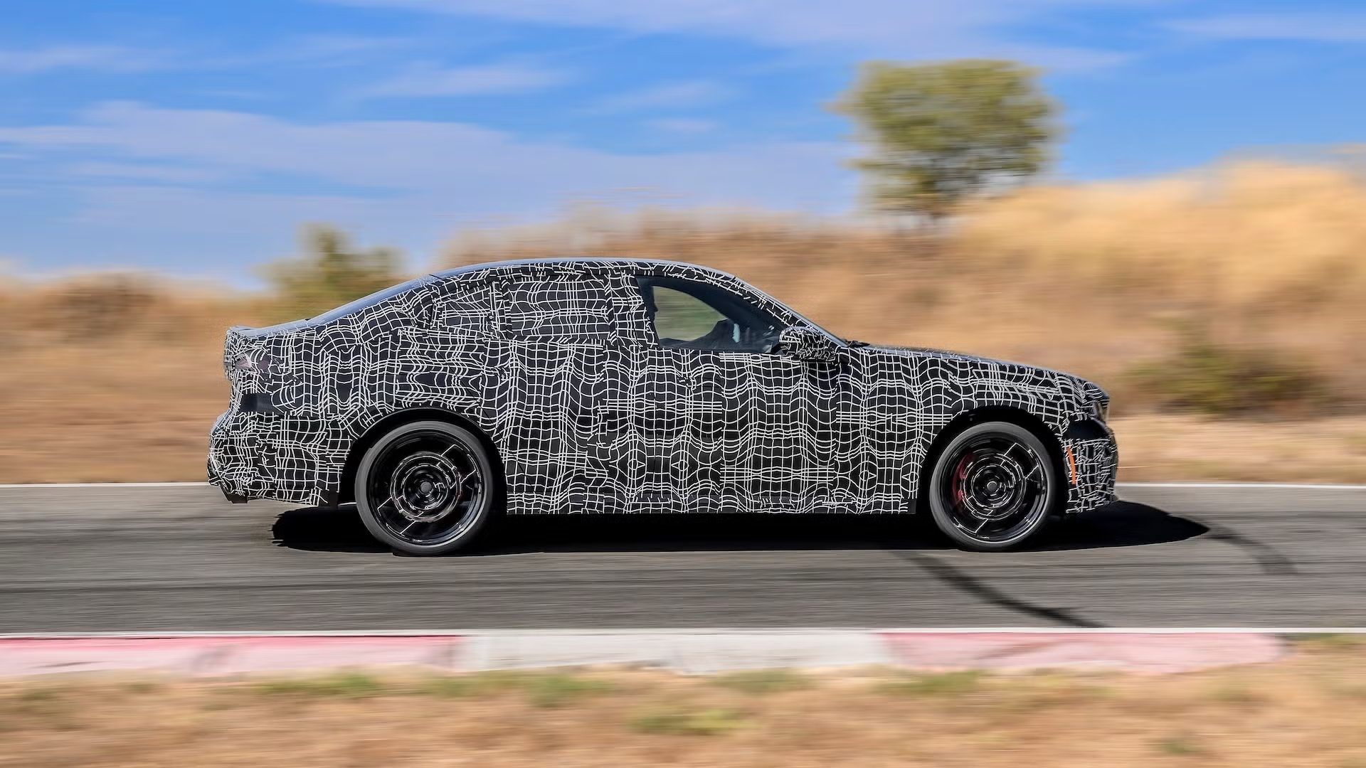 BMW 3 Series mới chốt lịch ra mắt ng&agrave;y mai: Thay đổi thiết kế, n&acirc;ng cấp động cơ mạnh nhất từ trước đến nay, c&oacute; thứ khiến d&acirc;n chơi Việt m&ecirc; mẩn - Ảnh 2.