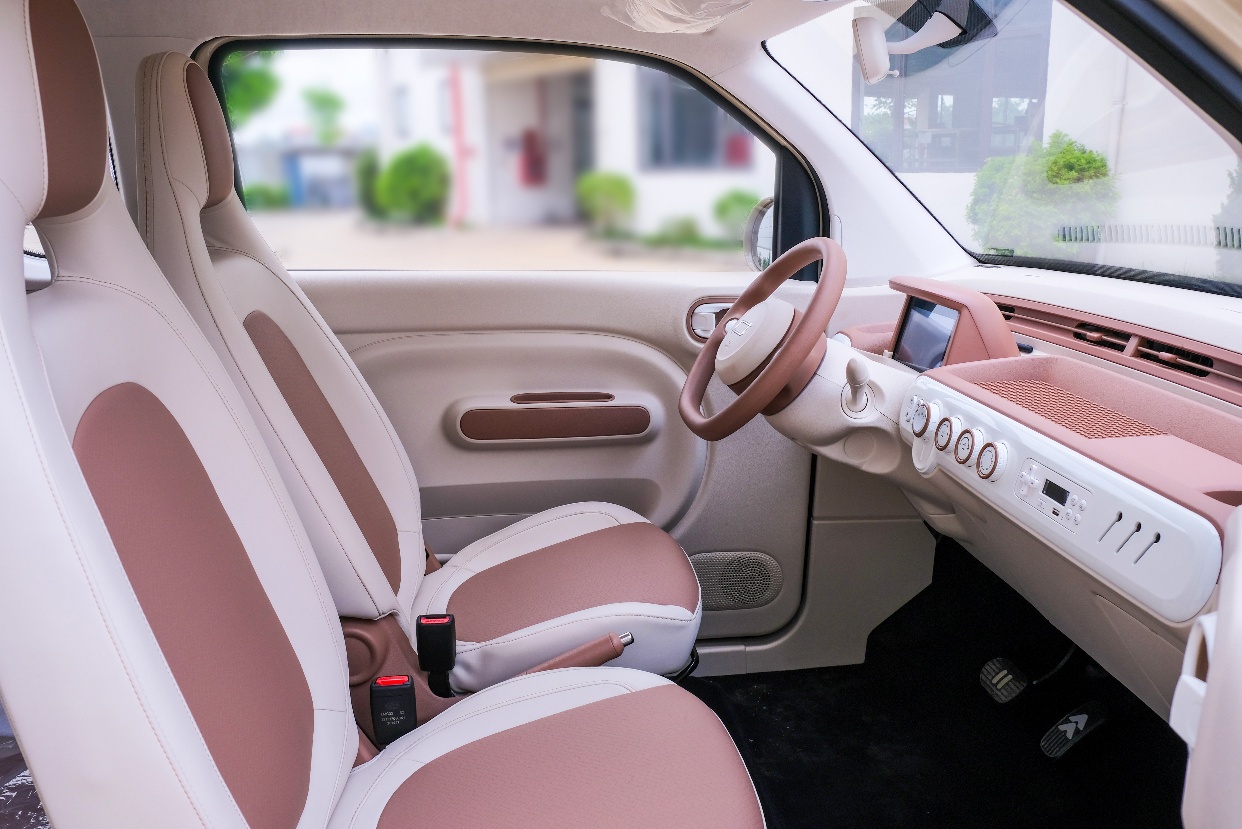 Bestune Xiaoma 222 – Nhỏ gọn, thời trang và đủ chất cho phố thị chỉ từ 232 triệu đồng - Ảnh 3. Bestune Xiaoma 222 – Nhỏ gọn, thời trang và đủ chất cho phố thị chỉ từ 232 triệu đồng - Ảnh 3.