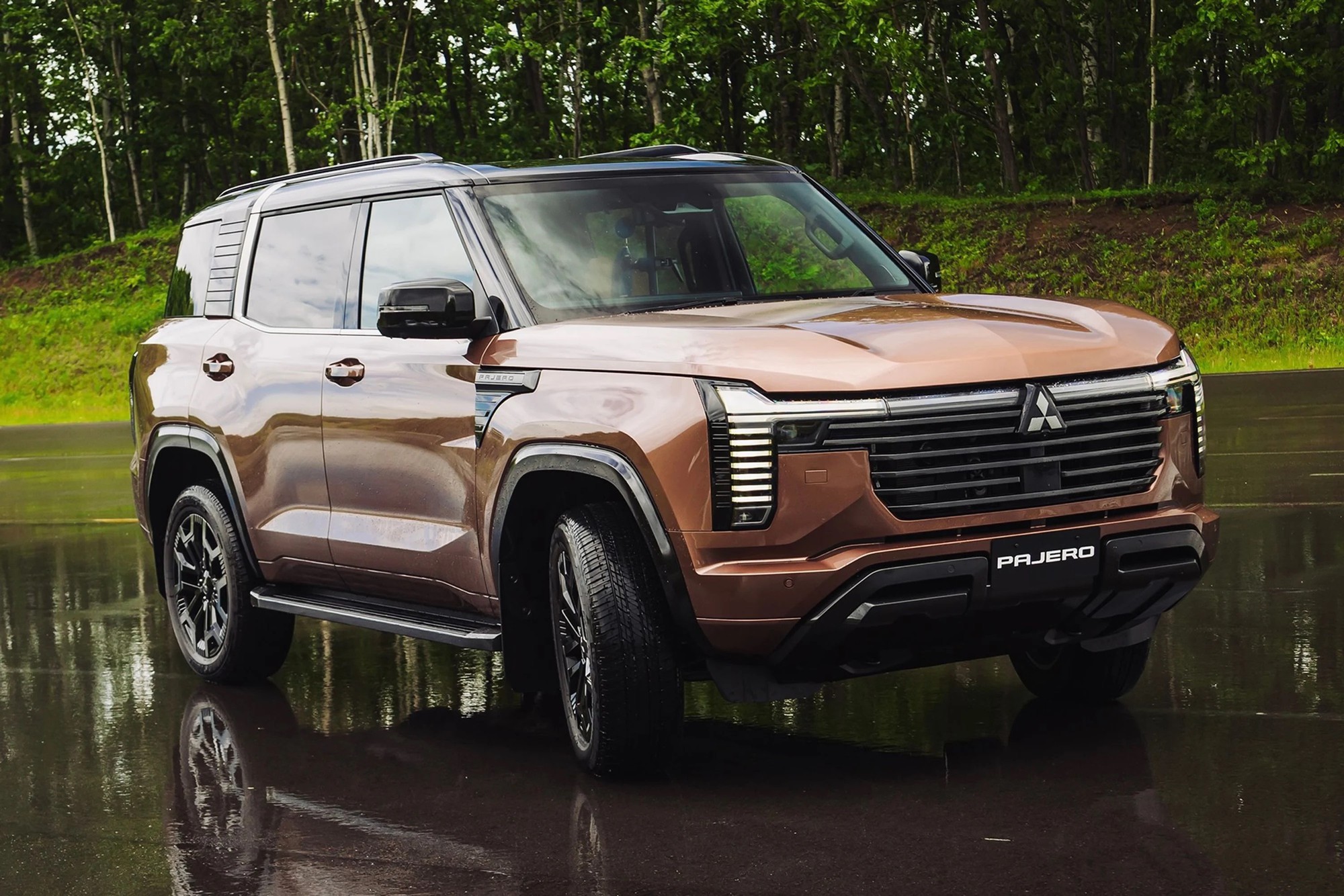 Mitsubishi Pajero 2026 vừa ra mắt đã có bản địa hình cực chiến: Ống thở cao, vòm bánh lớn, lốp chuyên off-road - Ảnh 12.