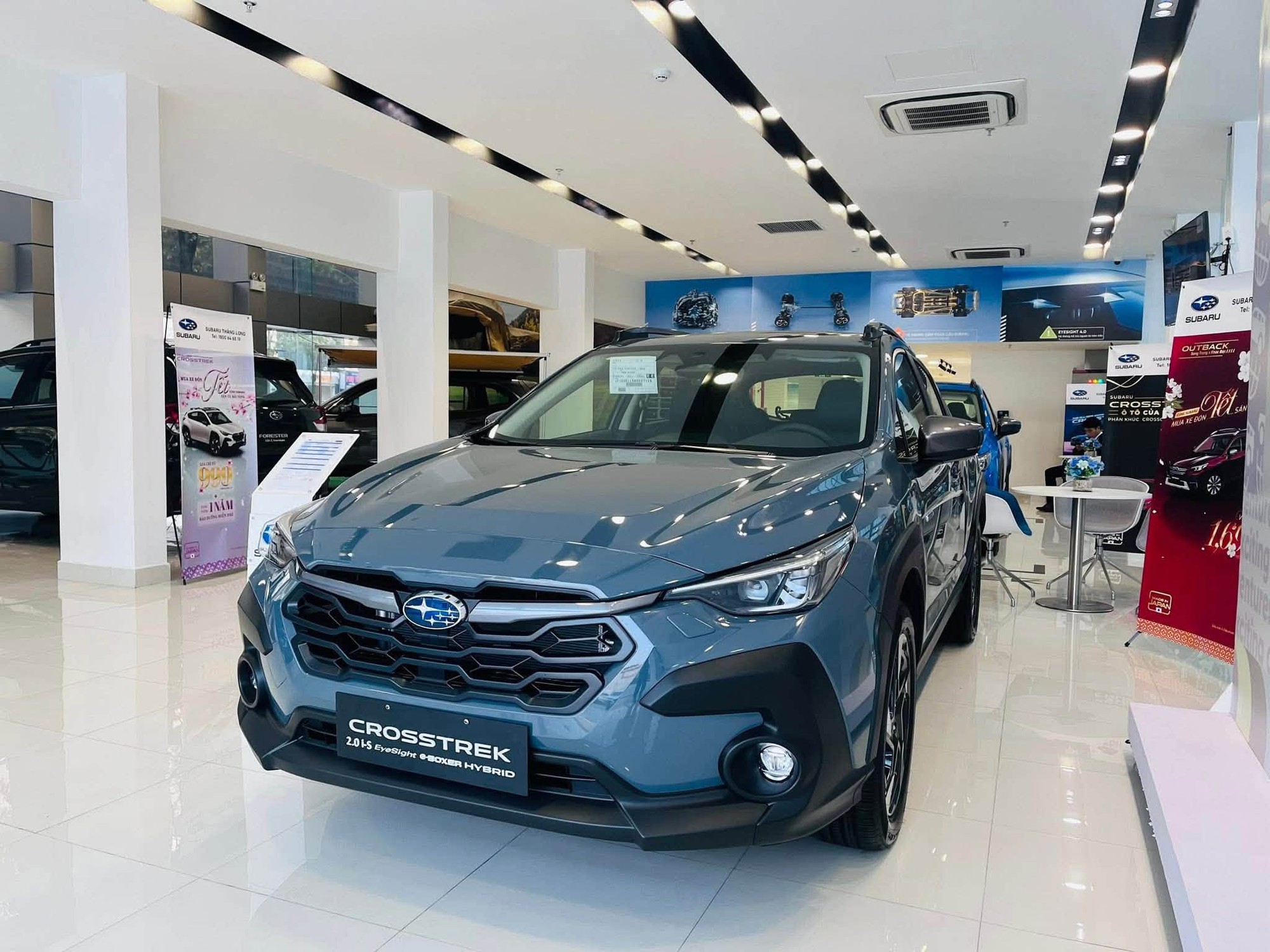 Gi&aacute; Subaru Crosstrek chạm &lsquo;đ&aacute;y&rsquo;: Giảm cao nhất 329 triệu đồng, bản ti&ecirc;u chuẩn rẻ ngang Corolla Cross - Ảnh 1.