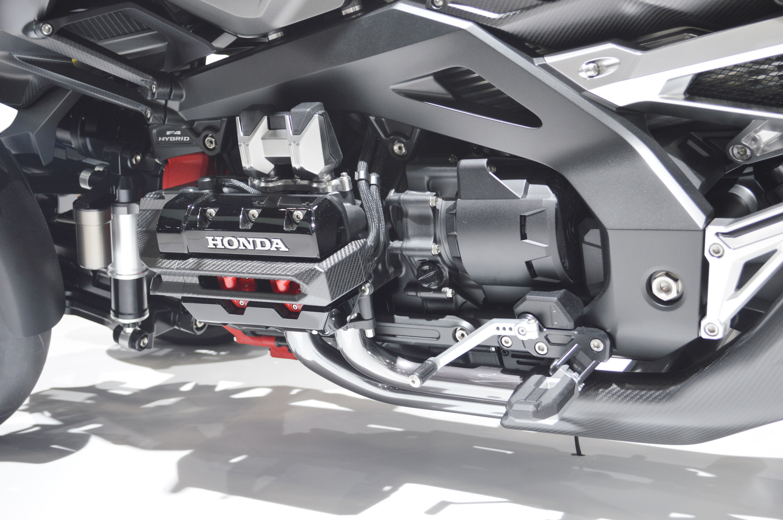 honda neowing 2018