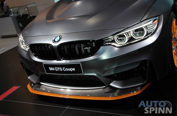 
“Trái tim” của BMW M4 GTS là khối động cơ 6 xi-lanh TwinPower Turbo, dung tích 3.0 lít, sản sinh công suất tối đa 500 mã lực và mô-men xoắn cực đại 600 Nm.
