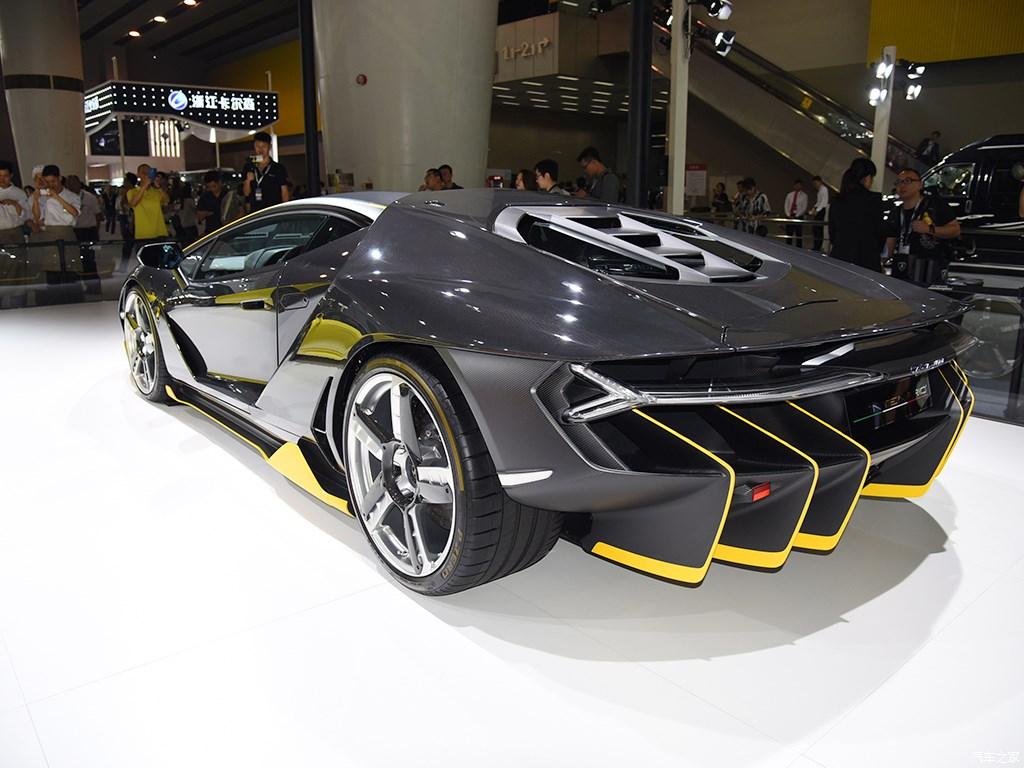 Siêu phẩm Lamborghini Centenario có giá 