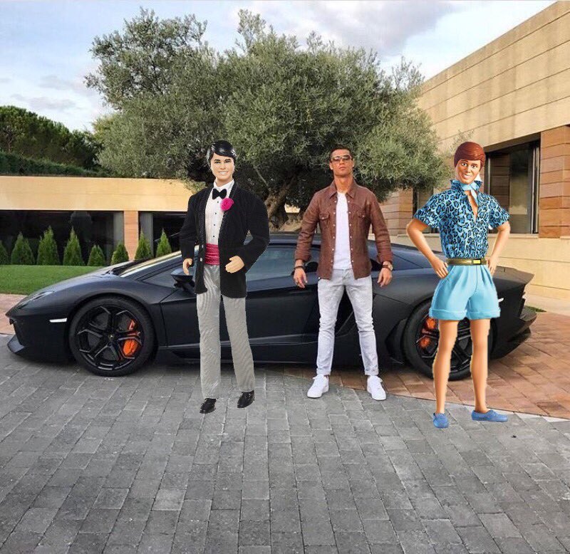 Cristiano Ronaldo bị chế ảnh vì tạo dáng cứng đơ bên Lamborghini Aventador