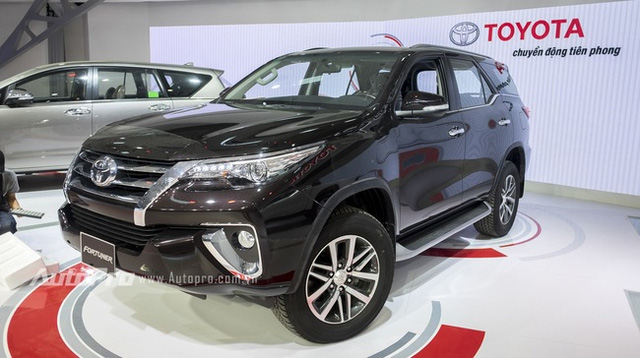 
Toyota Fortuner 2016 ra mắt tại Việt Nam trong triển lãm VMS năm nay.
