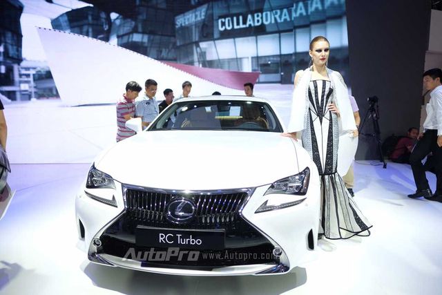 Xe thể thao “lợi thuế” Lexus RC turbo chính thức ra đại lý, giá gần 3 tỷ Đồng - Ảnh 2.