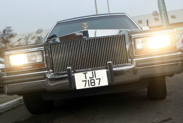 Xe limousine Cadillac cũ của Tổng thống Donald Trump tìm chủ mới - Ảnh 3.