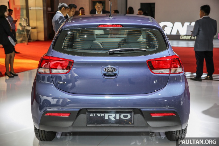 Kia Rio Hatchback 2017 cập bến Đông Nam Á với trang bị nghèo nàn