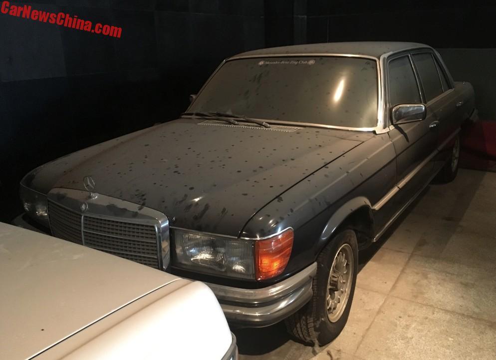 The Mercedes-Benz car collection is covered in dust, making many people sad - Photo 7. The Mercedes-Benz car collection is covered in dust, making many people sad - Photo 7.