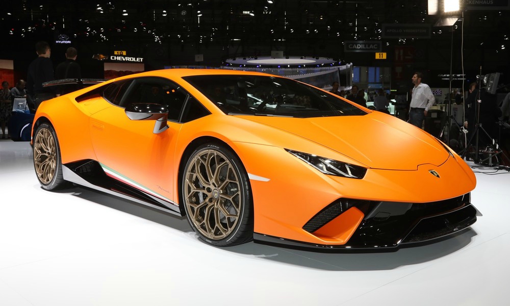 Chiếc siêu xe Lamborghini Huracan thứ  xuất xưởng