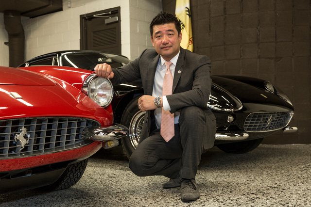 Sở hữu 300 triệu USD và bộ sưu tập siêu xe khủng nhưng đại gia này lại không mua được Ferrari LaFerrari Aperta - Ảnh 1. Sở hữu 300 triệu USD và bộ sưu tập siêu xe khủng nhưng đại gia này lại không mua được Ferrari LaFerrari Aperta - Ảnh 1.