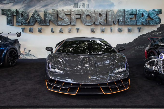 Siêu phẩm Lamborghini Centenario xuất hiện trong buổi công chiếu “ Transformers