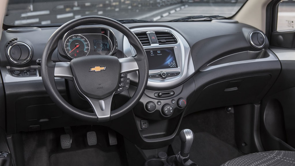 Chevrolet Beat 2018 is being sold at a price of less than 200 million Dong - Photo 7 Chevrolet Beat 2018 is being sold at a price of less than 200 million Dong - Photo 7