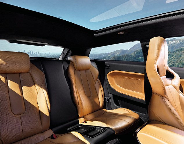 Victoria Beckham bị tố không phải là người thiết kế Range Rover Evoque Special Edition - Ảnh 5. Victoria Beckham bị tố không phải là người thiết kế Range Rover Evoque Special Edition - Ảnh 5.