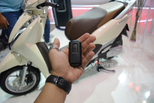 Xe ga Honda Lead 2017 được chốt giá 37,5 triệu Đồng tại Việt Nam - Ảnh 6. Xe ga Honda Lead 2017 được chốt giá 37,5 triệu Đồng tại Việt Nam - Ảnh 6.