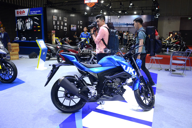 Naked bike Suzuki GSX-S150 có giá từ 68,9 triệu Đồng tại Việt Nam, rẻ hơn nhiều so với Yamaha TFX150 - Ảnh 3.