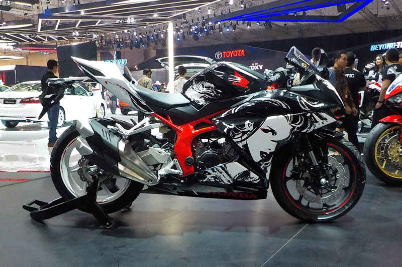 Honda CBR250RR phi&ecirc;n bản đặc biệt mới được v&eacute;n m&agrave;n, gi&aacute; từ 120,6 triệu Đồng - Ảnh 3.