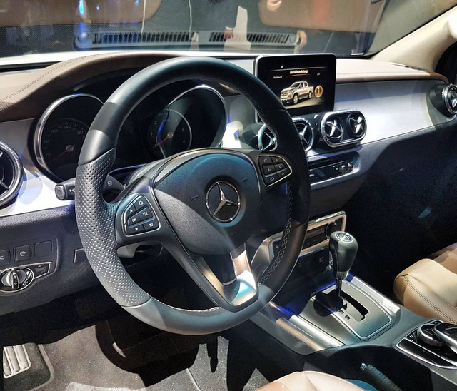 Mercedes-Benz mở bán SUV hạng sang X-Class tại triển lãm Frankfurt 2017 - Ảnh 3.