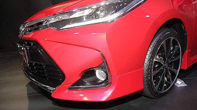 Diện kiến Toyota Corolla Altis 2017 với thiết kế khác xe mới ra mắt Việt Nam - Ảnh 6.