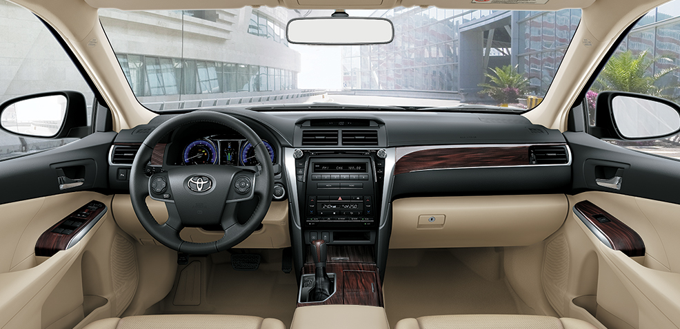 So sánh Toyota Camry 25Q thế hệ mới và thế hệ cũ tại Việt Nam