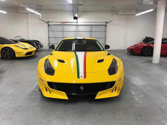 Chiêm ngưỡng bộ sưu tập siêu xe 50 triệu USD của đại gia bị hãng Ferrari từ chối bán LaFerrari Aperta - Ảnh 4. Chiêm ngưỡng bộ sưu tập siêu xe 50 triệu USD của đại gia bị hãng Ferrari từ chối bán LaFerrari Aperta - Ảnh 4.