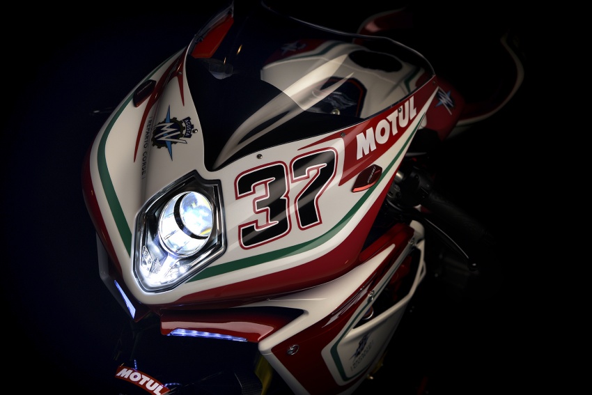 Mv Agusta F4 Rc Wsbk Trình Làng Với Một Bất Ngờ Thú Vị