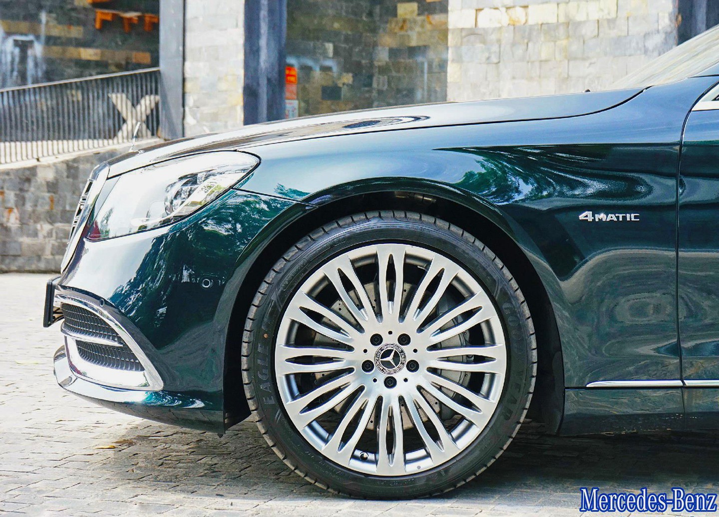 Lộ ảnh thực tế Mercedes-Maybach S450 2018 giá 7,219 tỷ tại Việt Nam