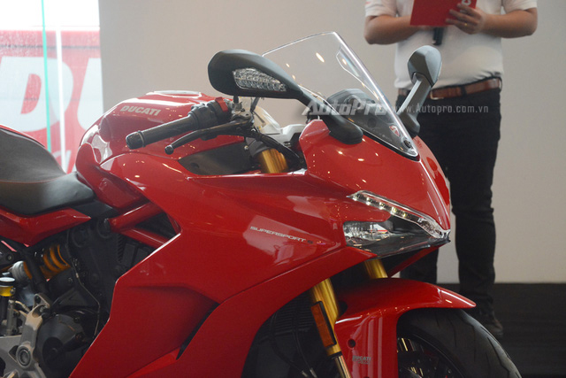Cận cảnh Ducati SuperSport 2017 phiên bản S có giá 571 triệu Đồng - Ảnh 16. Cận cảnh Ducati SuperSport 2017 phiên bản S có giá 571 triệu Đồng - Ảnh 16.