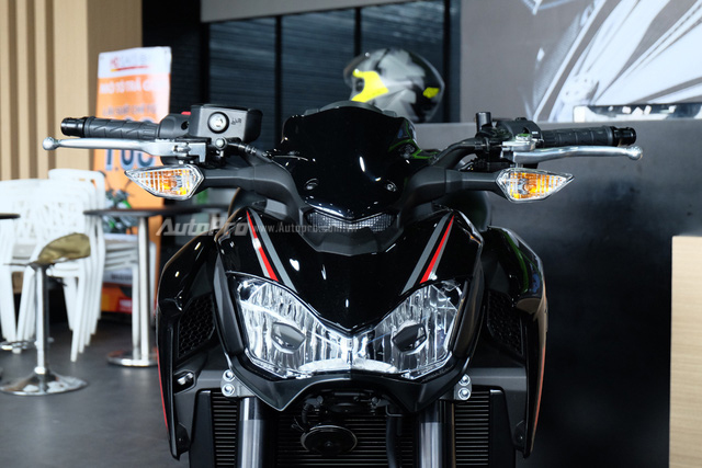 Kawasaki Z900 2018 về Việt Nam, thêm màu sơn mới, giá không đổi - Ảnh 12. Kawasaki Z900 2018 về Việt Nam, thêm màu sơn mới, giá không đổi - Ảnh 12.