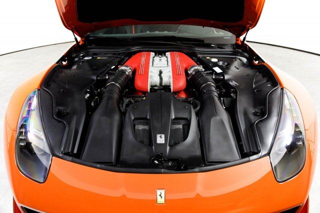 Vẻ đẹp của chiếc Ferrari F12tdf có giá bán siêu đắt đỏ trên thế giới, giá từ 31,8 tỷ Đồng - Ảnh 16.