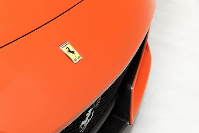 Vẻ đẹp của chiếc Ferrari F12tdf có giá bán siêu đắt đỏ trên thế giới, giá từ 31,8 tỷ Đồng - Ảnh 15.