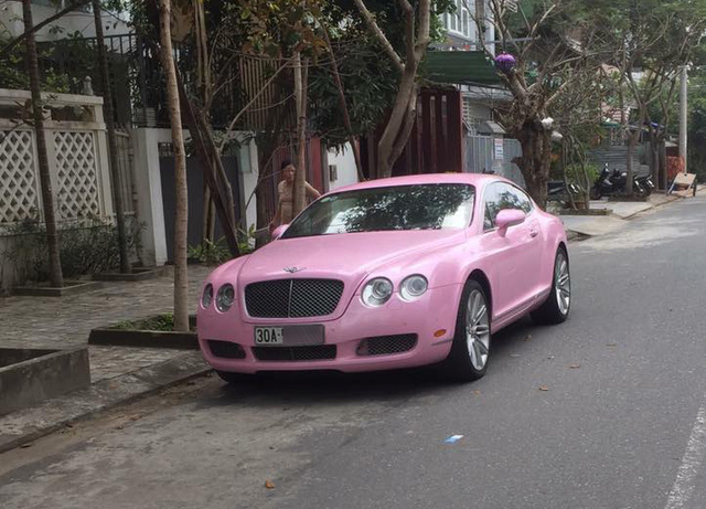 Cư dân mạng xôn xao với chiếc Bentley Continental GT màu hồng có giá rao bán hơn 1 tỷ Đồng - Ảnh 7.