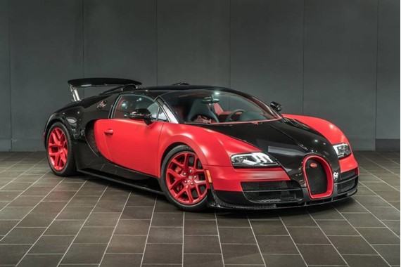 Siêu xe Bugatti Veyron Vitesse rao bán với giá 56,6 tỷ Đồng - Ảnh 1.
