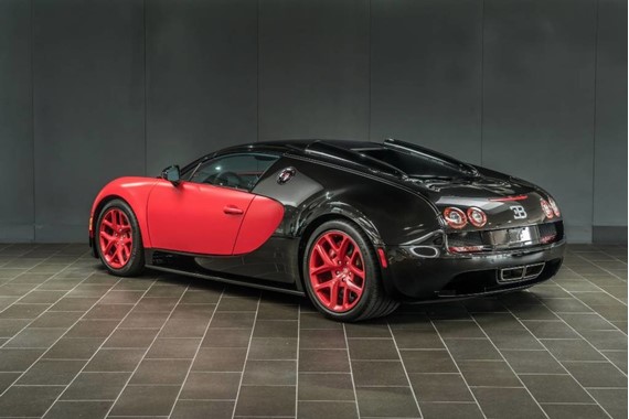 Siêu xe Bugatti Veyron Vitesse rao bán với giá 56,6 tỷ Đồng - Ảnh 3.
