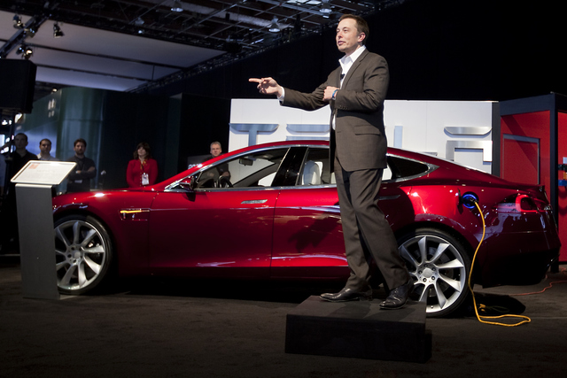 Tesla nướng hàng tỷ đô vào ô tô điện mà không kiếm được 1 xu nhưng vẫn khiến các hãng xe muốn học theo - Ảnh 1.