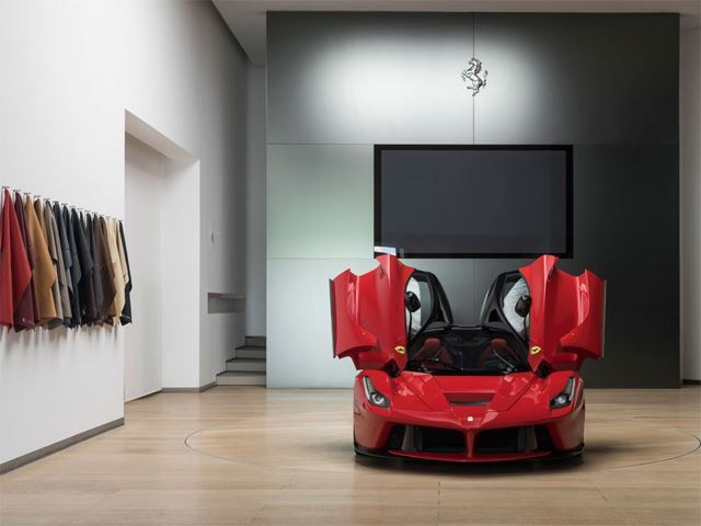 Ferrari LaFerrari mô hình 1:1 chuẩn bị được cho lên sàn, giá ước tính 35 tỷ Đồng - Ảnh 1.