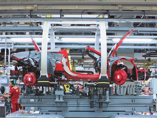 Ferrari truyền đam mê cho cả robot lắp ráp - Ảnh 6.