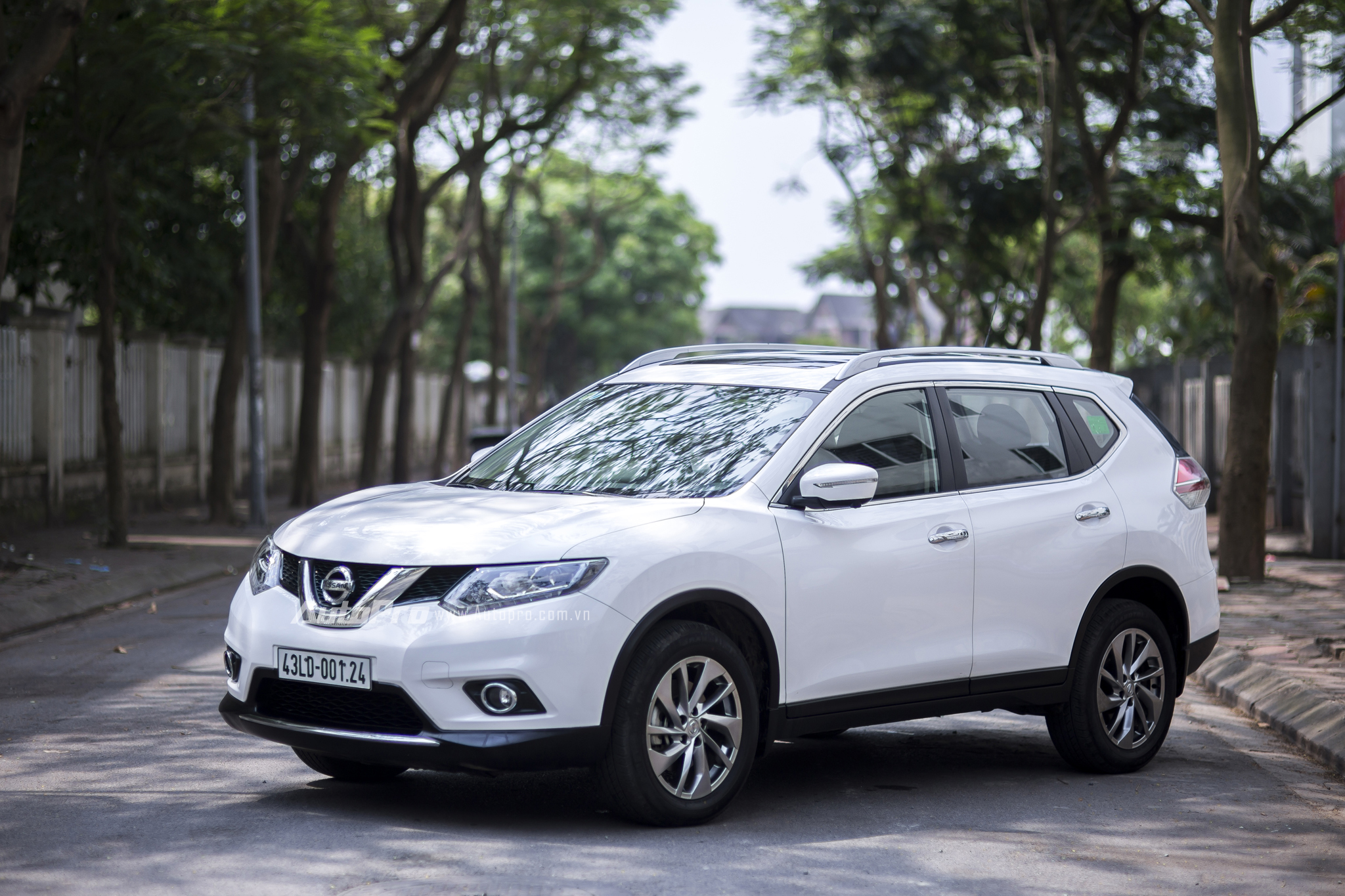 2017 Nissan XTrail update  price and features announced