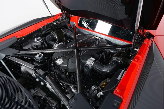 Vẻ đẹp siêu xe hàng hiếm Lamborghini Aventador SV đỏ rực rao bán 12,7 tỷ  Đồng