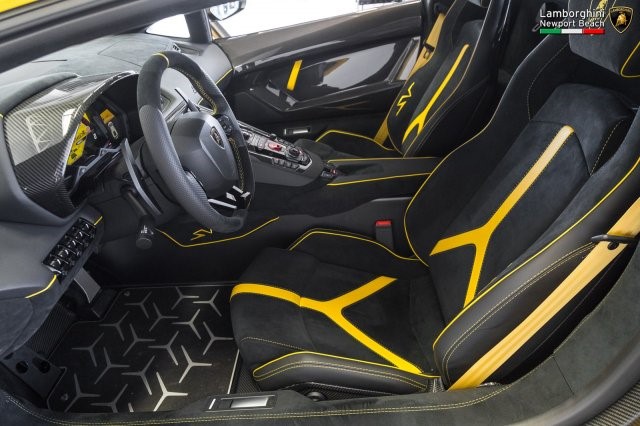 Siêu xe hàng hiếm Lamborghini Aventador SV 2017 rao bán 12,7 tỷ Đồng - Ảnh 10.