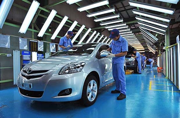 Đại gia ô tô trong nước xin miễn thuế linh kiện để giảm giá xe - Ảnh 1.