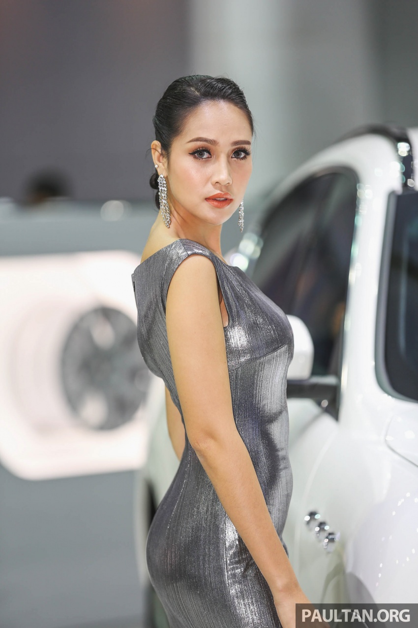 Mãn nhãn với dàn người mẫu xinh đẹp trong triển lãm Bangkok 2017 - Ảnh 6.