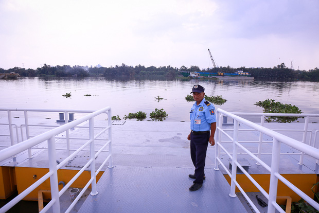 Cận cảnh bến buýt đường sông đầu tiên ở Sài Gòn sẽ hạ thủy vào tháng 9 - Ảnh 7.