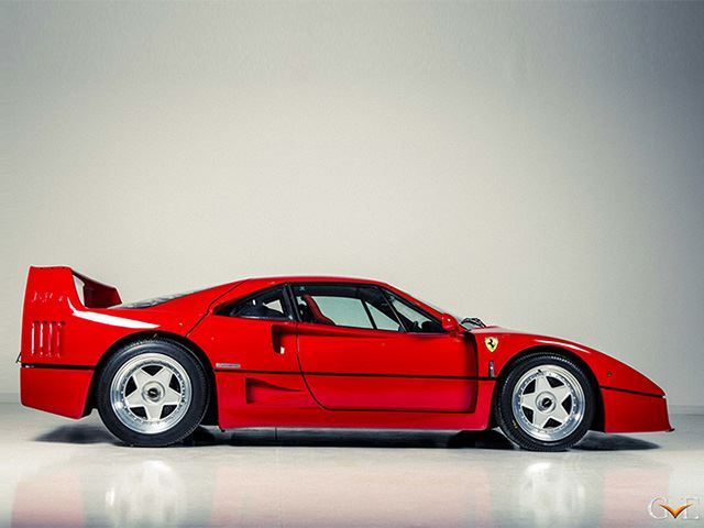 Ferrari F40 từng thuộc sở hữu của tay guitar huyền thoại được rao bán 25 tỷ Đồng - Ảnh 4.