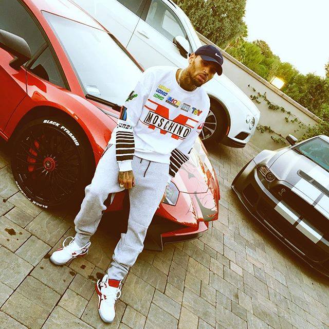 Tình cũ Rihanna độ siêu xe Lamborghini Aventador SV khác người - Ảnh 3. Tình cũ Rihanna độ siêu xe Lamborghini Aventador SV khác người - Ảnh 3.