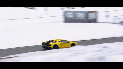 Xem Lamborghini Aventador S LP740-4 nghịch tuyết - Ảnh 2.