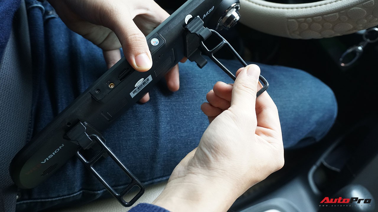 Đ&aacute;nh gi&aacute; camera h&agrave;nh tr&igrave;nh Webvision M39: Dễ lắp đặt, nhiều t&iacute;nh năng an to&agrave;n cho &ocirc; t&ocirc; - Ảnh 12.